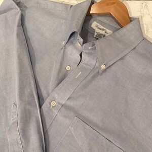 Brooks Brothers Maker Light Blue Button Down Shirt Non-Iron Size 17.5-33